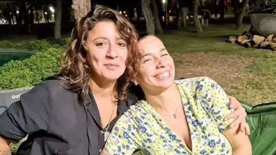 AKPINAR'IN İKİNCİ KIZI SESSİZLİĞİNİ BOZDU