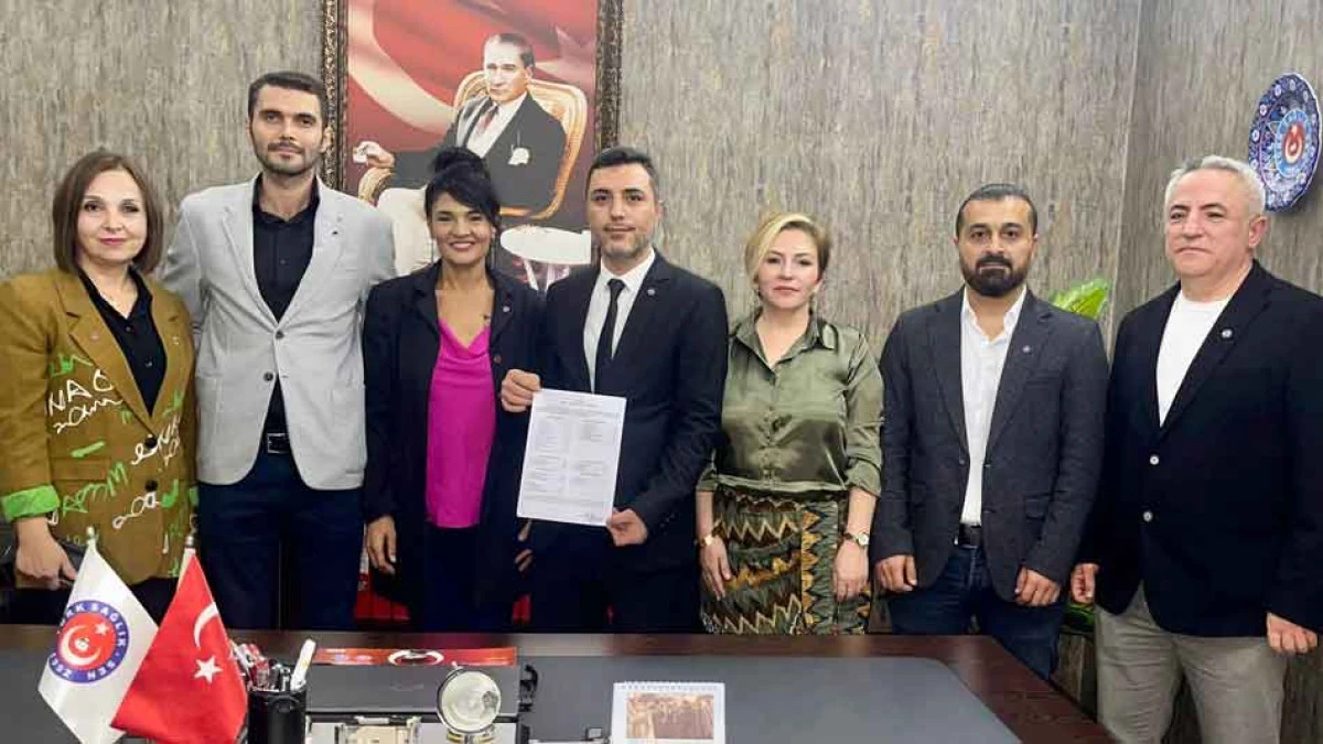 Ayata: ''Kocaeli’deki Tüm Sağlık Çalışanlarının Sesi ve Güvencesi Olacağız''