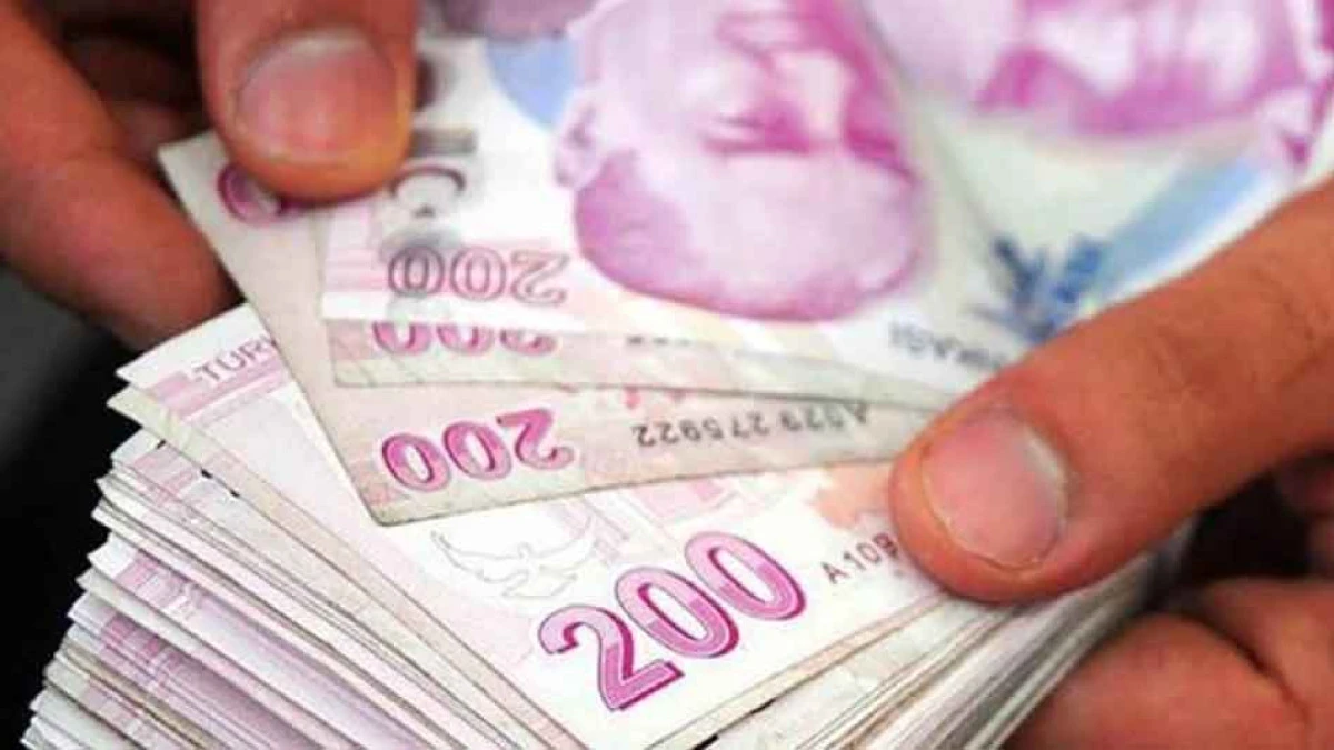 Bankada parası olanları dikkat! Mevduat faizlerinde düştü