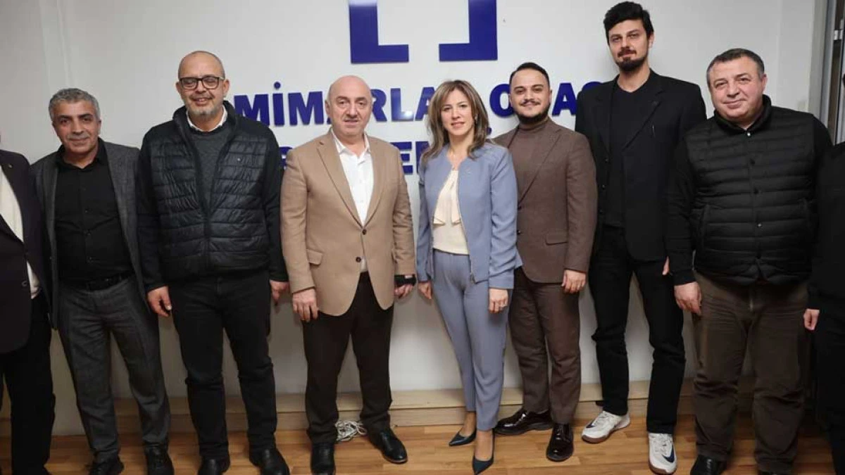 BAŞKAN BIYIK TEBRİK İ&Ccedil;İN GEBZE'YE GELDİ