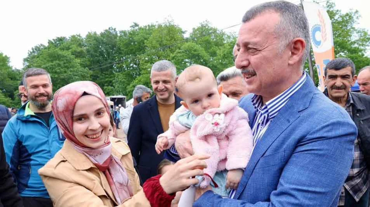 BAŞKAN B&Uuml;Y&Uuml;KAKIN:''ŞOV YOK, RİYA YOK. SADECE HİZMET VAR''