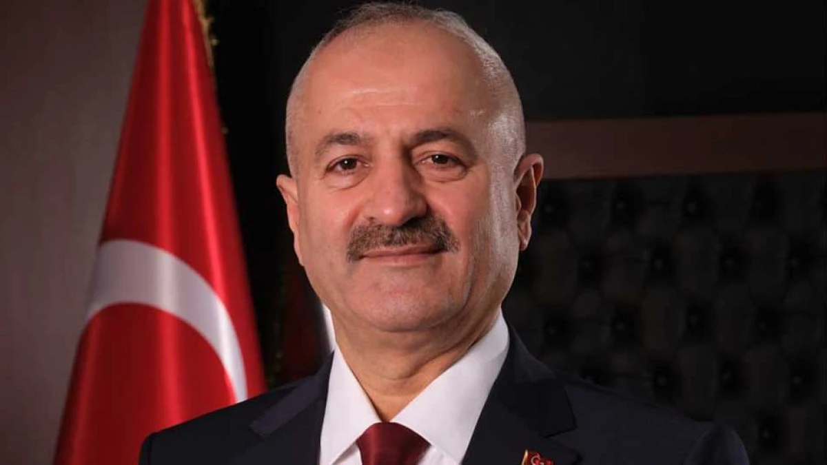 BAŞKAN BÜYÜKGÖZ YENİ BELEDİYE BAŞKAN YARDIMCILARI VE MÜDÜRLER ATADI