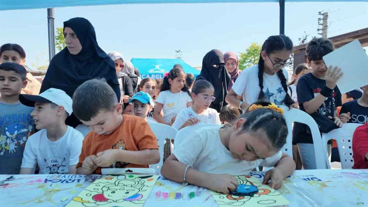 &lsquo;Bir Durak Bir Mutluluk' otob&uuml;s&uuml; Darıca'da