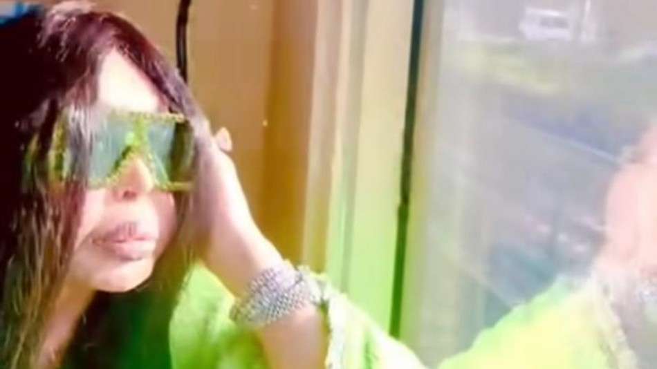 BÜLENT ERSOY'UN TREN YOLCULUĞU GÜNDEM OLDU