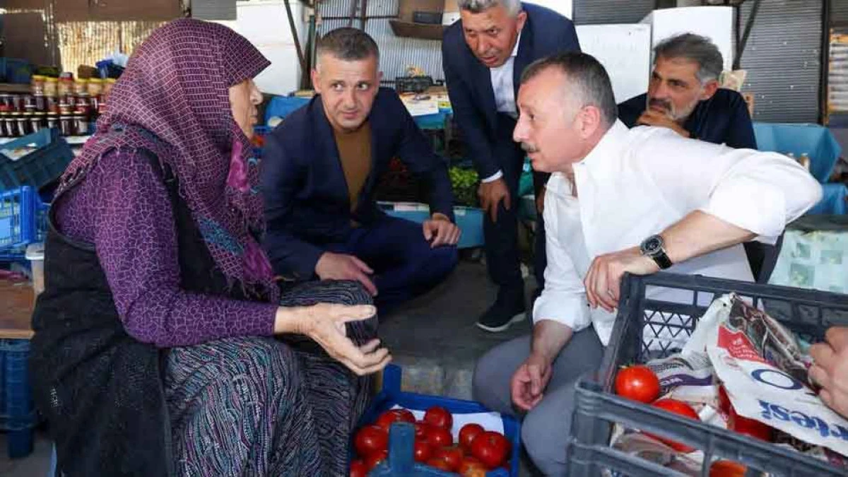 B&Uuml;Y&Uuml;KAKIN PAZAR ALIŞVERİŞİ YAPTI HAL HATIR SORDU
