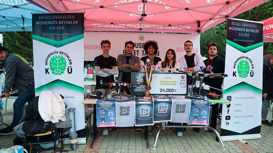 BÜYÜKŞEHİR'İN STANDINA BÜYÜK İLGİ