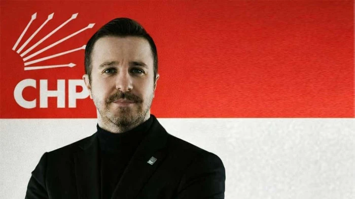 CHP KARAM&Uuml;RSEL İL&Ccedil;E BAŞKANI AKSU'DAN AK PARTİYE GE&Ccedil;EN MECLİS &Uuml;YESİ İ&Ccedil;İN A&Ccedil;IKLAMA