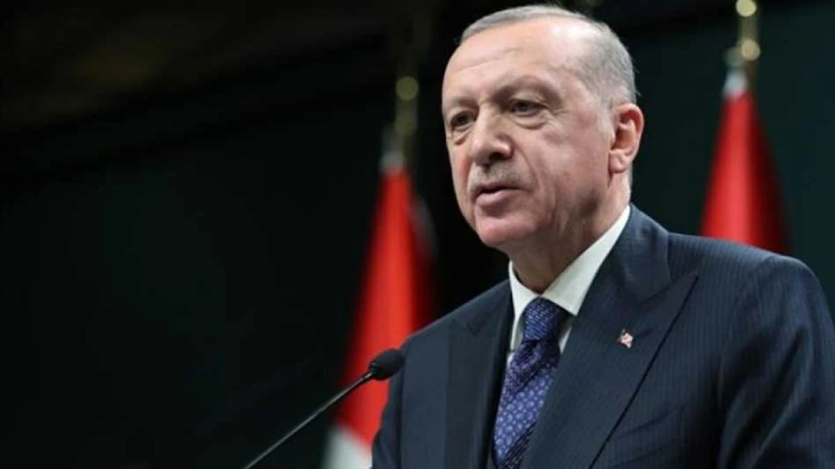 ERDOĞAN'DAN EMEKLİLERE M&Uuml;JDE