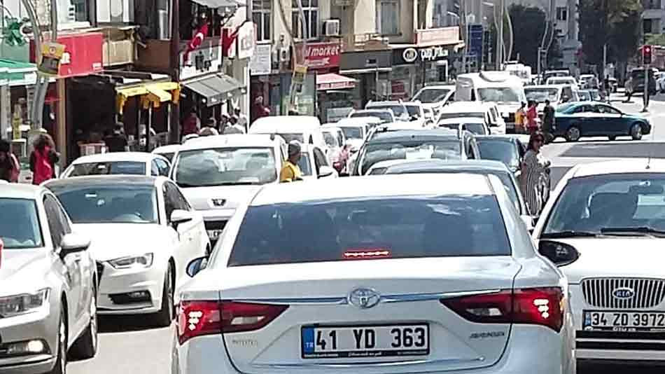 Gebze ve İzmit'in trafik sorunu mecliste