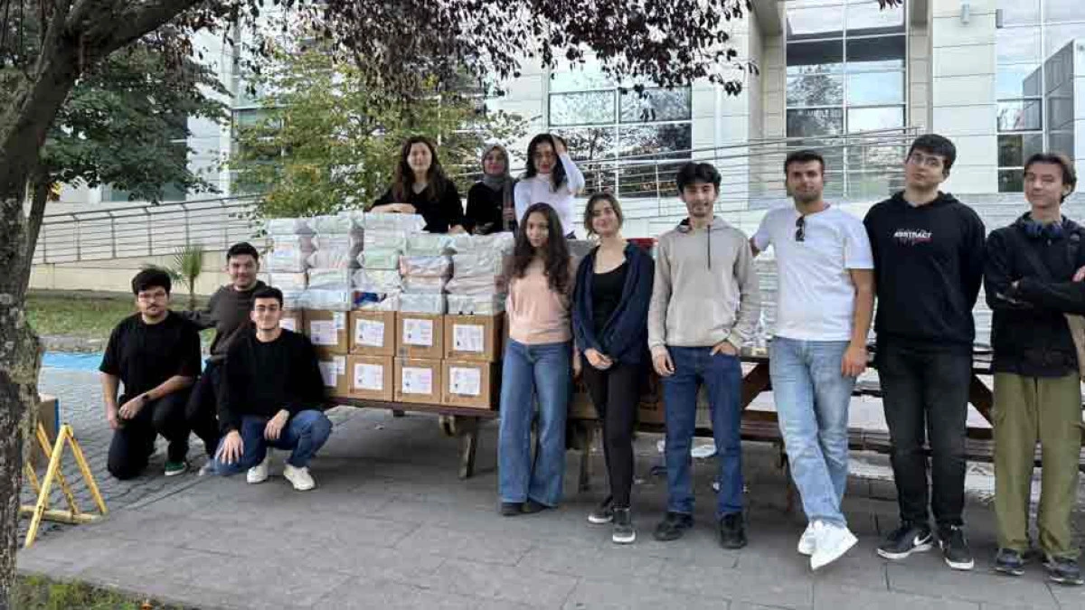 Gebzeli Öğrenciler ''Bir Bot Bir Mont'' Kampanyası ile Malatya’ya Ulaştılar