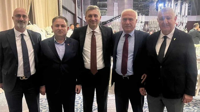 GEBZELİLER VALİ ŞAHİN'İN KIZININ DÜĞÜNÜNDE