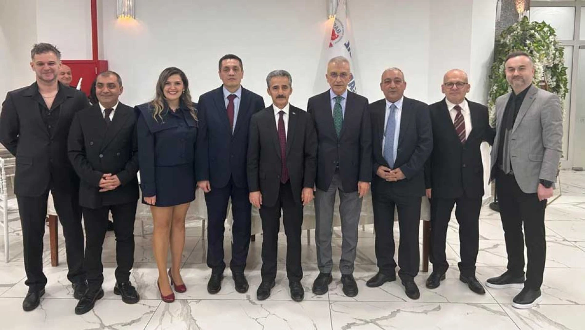 H&Uuml;RRİYETCİ SAĞLIK SEN 1. OLAĞAN KONGRESİNİ YAPTI