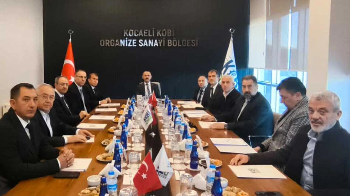 KOBİ OSB BAŞKANI HALUK SEKBAN VALİ AKTAŞ'A BRİFİNG VERDİ