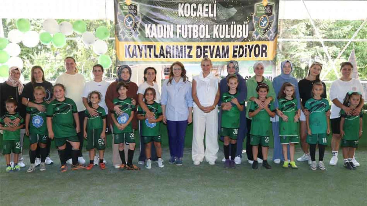 KOCAELİ KADIN FUTBOL KULÜBÜNE KAYITLAR DEVAM EDİYOR