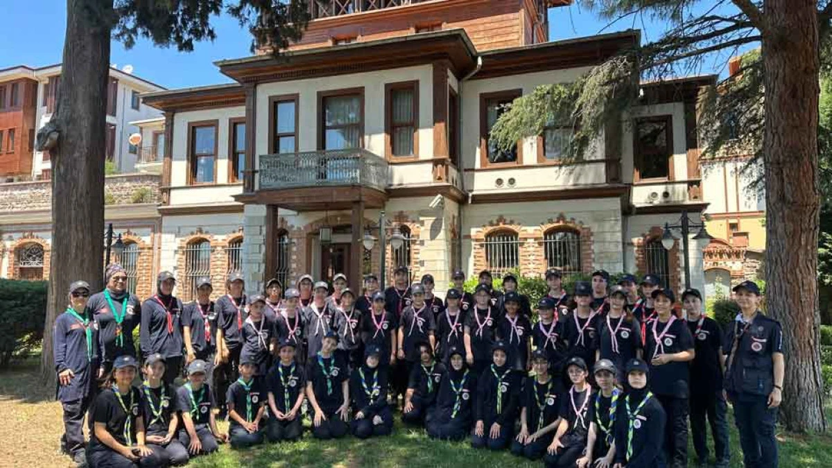 KOCAELİ'DE 185 İZCİ TARİHİ YOLCULUĞA KATILDI