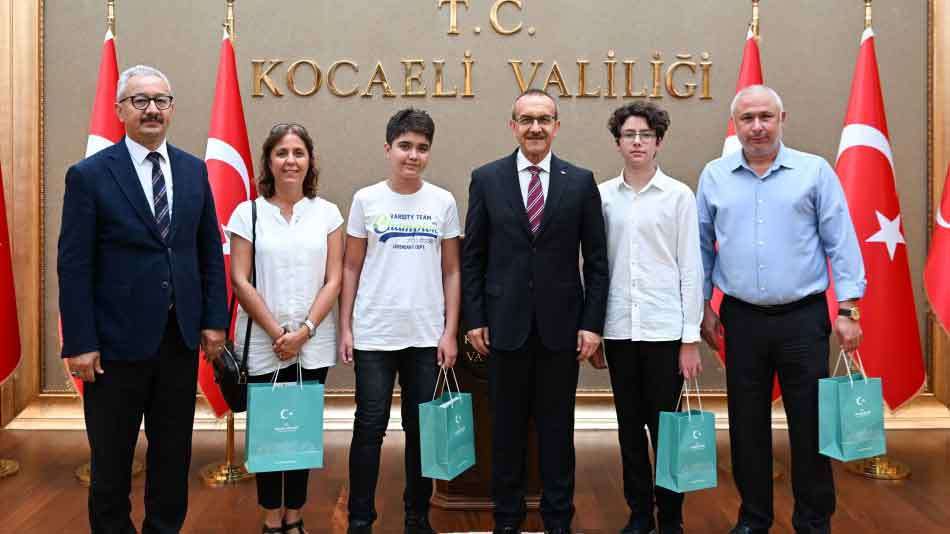 Kocaeli'de çıtayı yükseltenler Vali Yavuz’u ziyaret ettiler