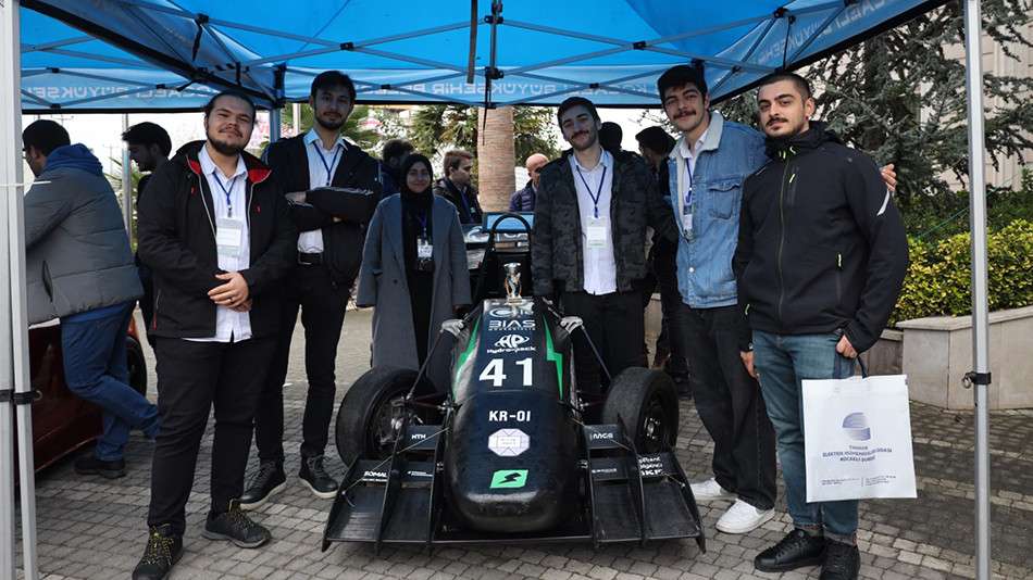 KOCAELİ'DE ELEKTRİKLİ ARAÇ ÇALIŞTAYI