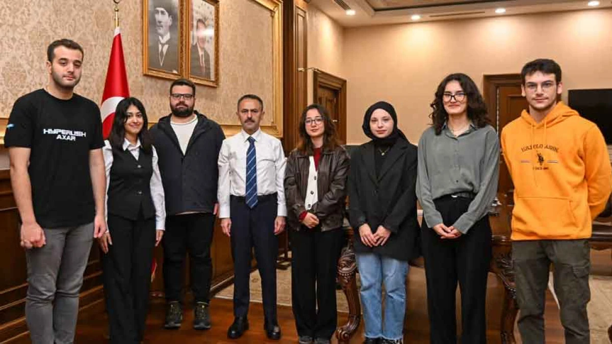 Kocaelili Kılavuz Gençler Vali Aktaş’a gitti