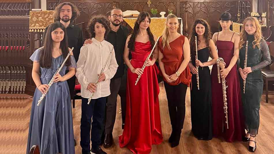 Kocaelili Müzisyenler İstanbulluları büyüledi