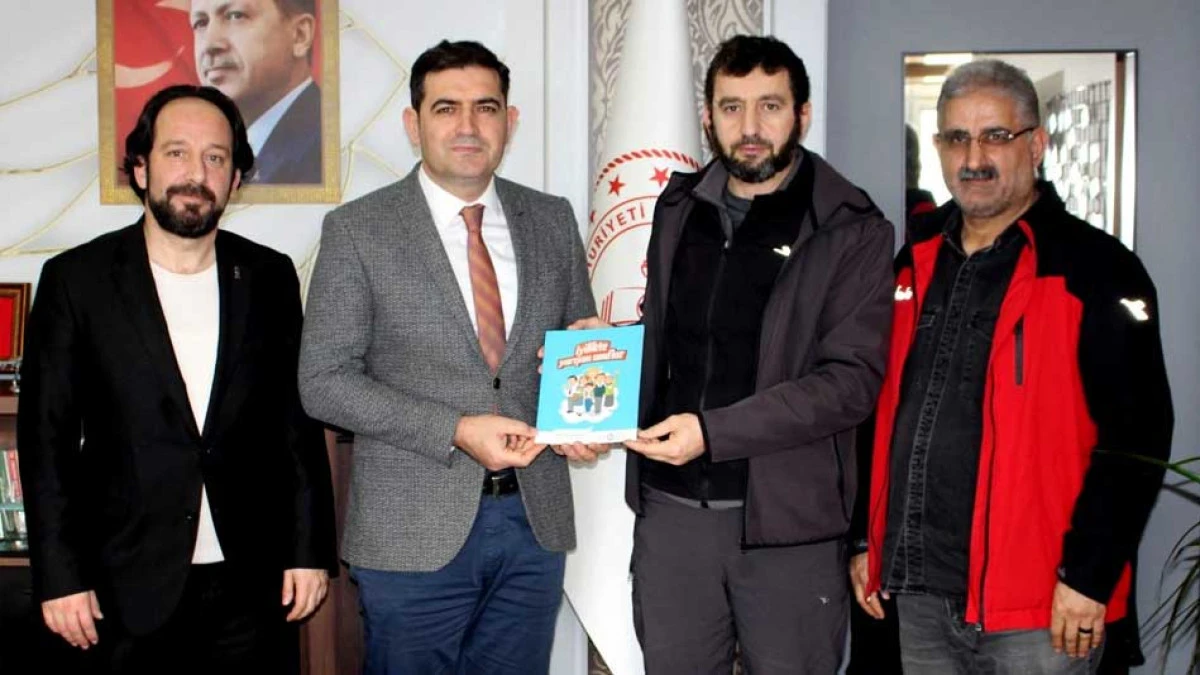 MİLLİ EĞİTİM M&Uuml;D&Uuml;R&Uuml; AZMİ TUN&Ccedil;'TAN İHH'LILAR İLE EĞİTİM İSTİŞARESİ