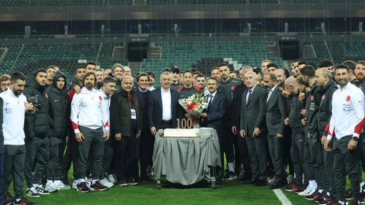 Milli Takım Kocaeli’ye geldi; Maça hazırlar