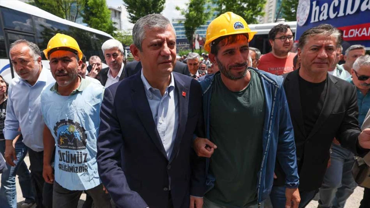 &Ouml;ZG&Uuml;R &Ouml;ZEL VE MUHİP KANKO'DAN MADENCİLERE DESTEK