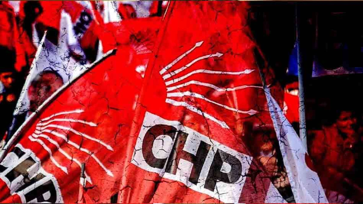 PARTİLİLER CHP GENEL MERKEZİNİ TERK ETMİYOR