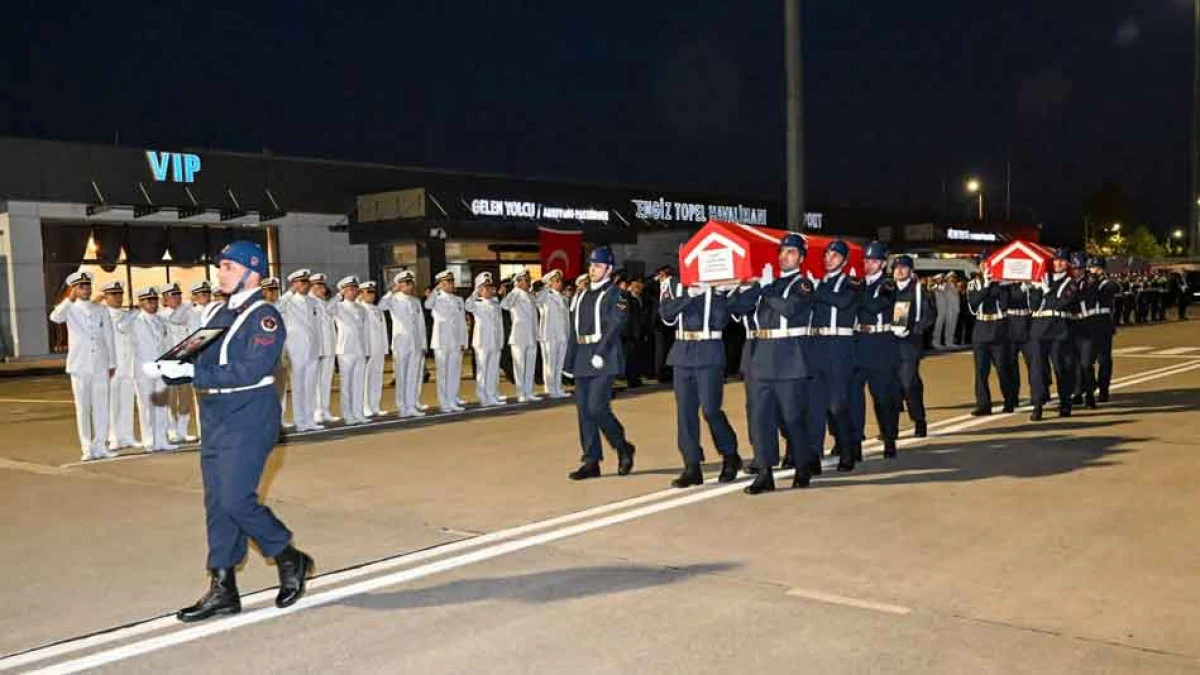 Şehitlerimiz Kocaeli'den Askeri Törenle Uğurlandı