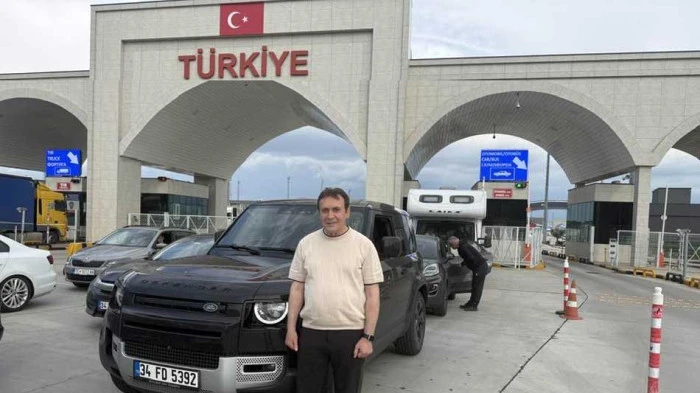 ŞEVKİ DEMİRCİ EVİNE D&Ouml;ND&Uuml;