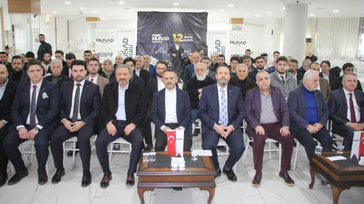 Vali Aktaş M&Uuml;SİAD Kocaeli Genel Kurulunda